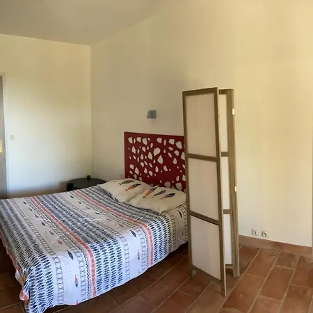 Rez De Bordure Ajaccio (Corsica)