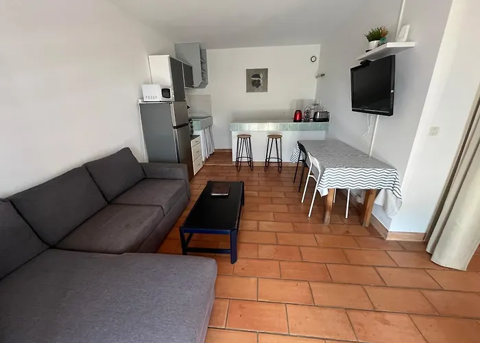 Rez De Bordure Ajaccio (Corsica)